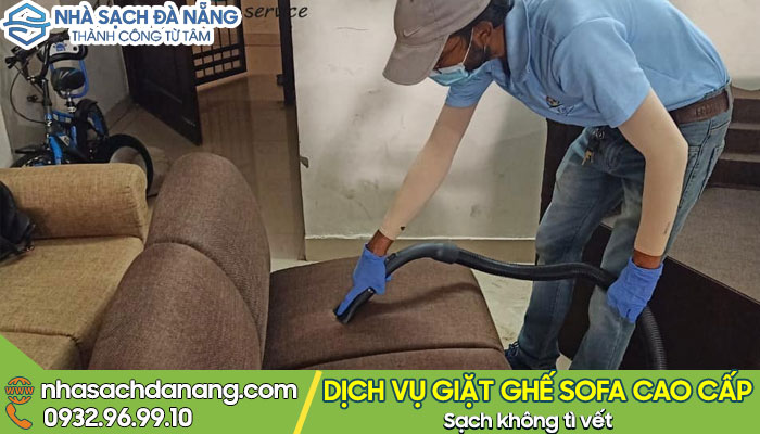 Cách tẩy mực bút bi trên ghế sofa
