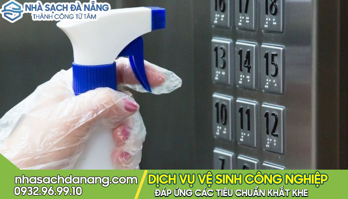 Dịch vụ vệ sinh và đánh bóng thang máy